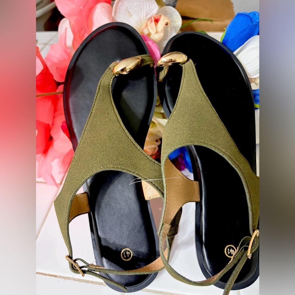 Boutine LA Olive and Gold Sandals